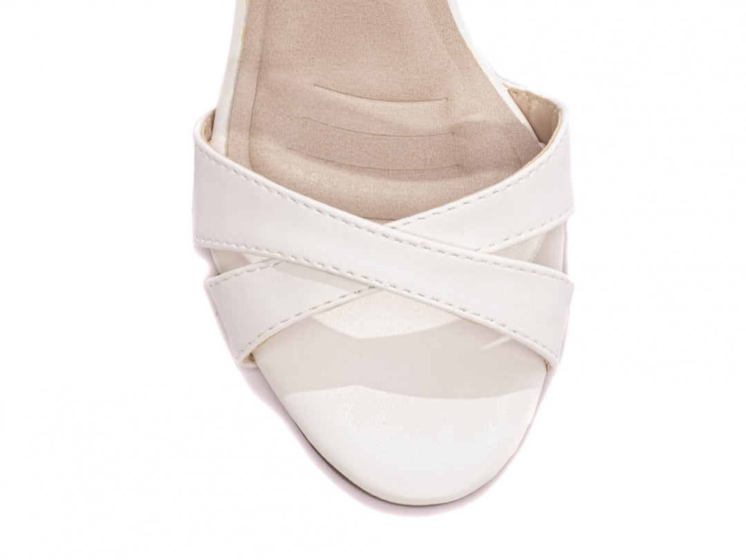 Sandália Feminina Clássica com Fivela - Meg Torricella