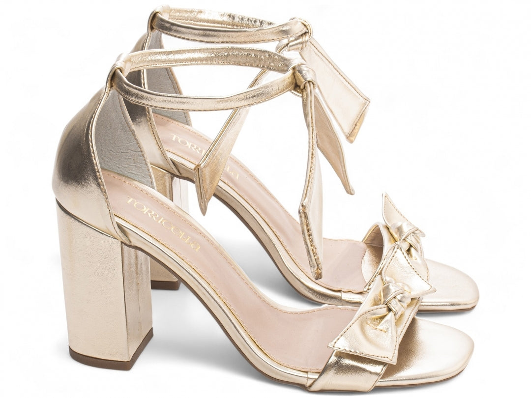 Sandália Feminina Fivela de Laço Salto Grosso - Candie Torricella