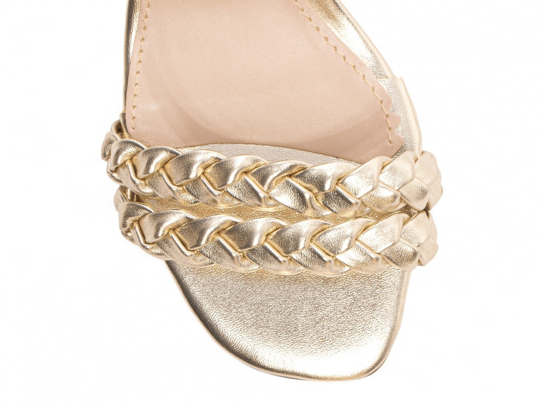 Sandália Feminina de Tiras Trançadas com Fivela - Lottus Torricella