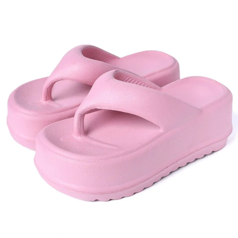 O Chinelo Flat Feminino Plataforma Sunsea é uma opção que combina estilo, conforto e segurança. Chinelo Macio Chinelo Moderno Chinelo Colorido Chinelos Macios Chinelo Anti Derrapante Chinelo Antiqueda Chinelo de Casa Chinelo Nuvem Chinelo Flat Chinelos De Nuvem Chinelo Sandália Chinelo Confortável Chinelo Plataforma Sandália Flat Flat Colorido Flat de Verão Flat Plataforma Chinelo Flat Feminino Plataforma Macio e Antiderrapante - Deluzen