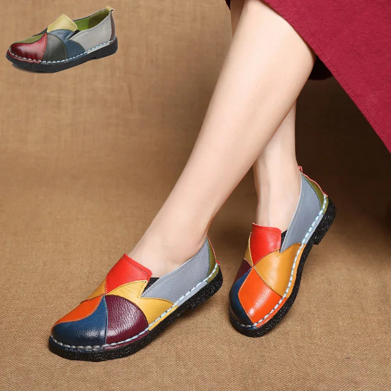 O Sapato Mocassim Feminino Brella oferece uma combinação única de estilo retro, étnico e conforto contemporâneo. Mocassim Mocassim Ortopédico Mocassim Antiderrapante Sapatilha Mocassim Mocassim Casual Mocassim Colorido Mocassim Elegante Mocassim Flexível Mocassim Moderna Sapato Mocassim Sapato Colorido Sapato Mocassim Feminino de Couro Retro Étnico Macio de Bico Redondo Slip On - Deluzen