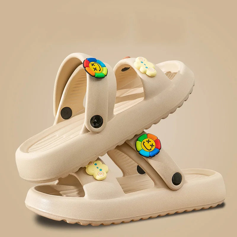 O Chinelo Feminino Nuvem Flat Rich é uma opção perfeita para quem busca conforto e segurança ao caminhar. Chinelo Macio Chinelo Colorido Chinelo Moderno Chinelo Anti Derrapante Chinelos Macios Chinelo Antiqueda Chinelo de Casa Chinelo Nuvem Sandália Flat Flat Colorido Flat Antiderrapante Chinelo Flat Chinelo Feminino Antiderrapante Macio Nuvem Flat - Deluzen