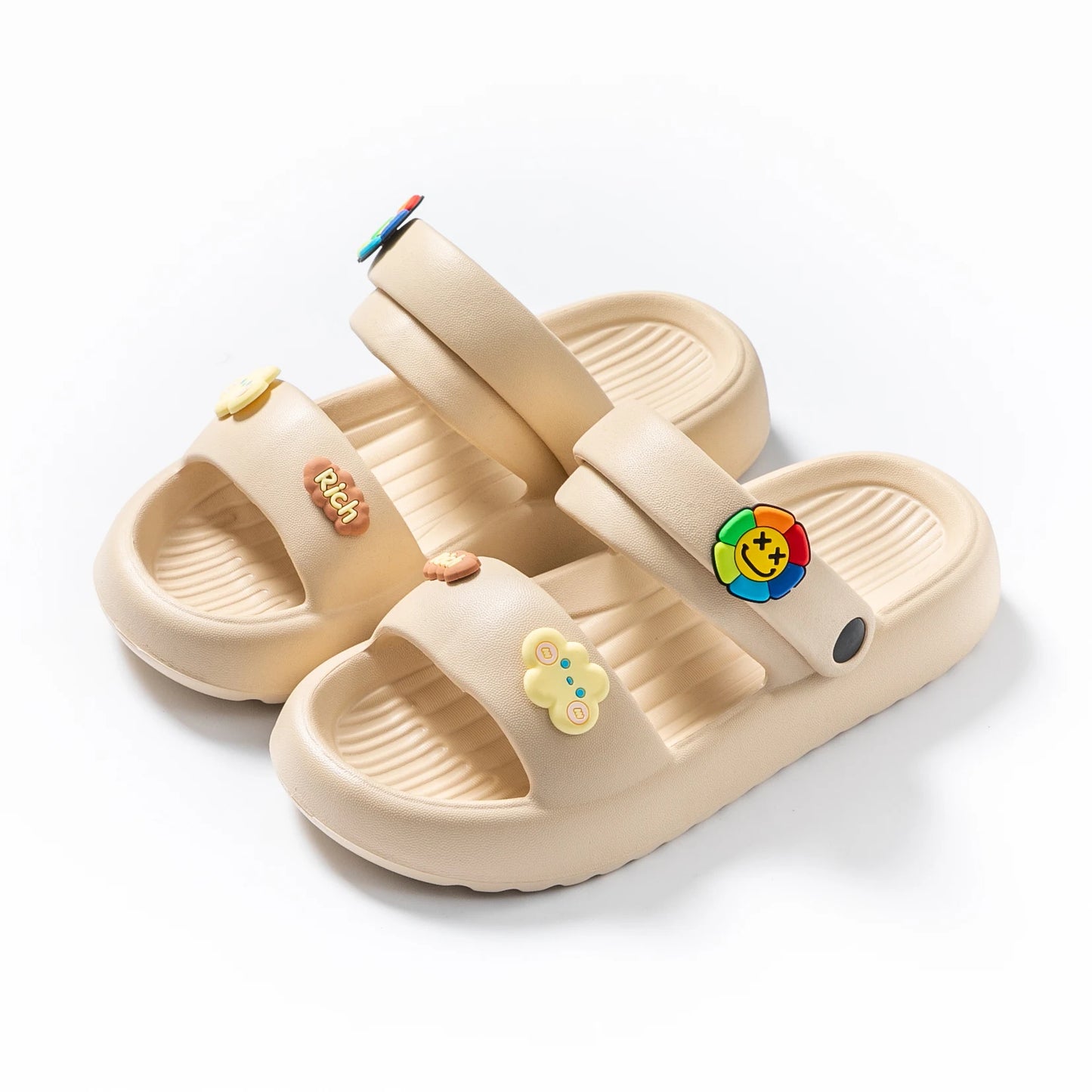 O Chinelo Feminino Nuvem Flat Rich é uma opção perfeita para quem busca conforto e segurança ao caminhar. Chinelo Macio Chinelo Colorido Chinelo Moderno Chinelo Anti Derrapante Chinelos Macios Chinelo Antiqueda Chinelo de Casa Chinelo Nuvem Sandália Flat Flat Colorido Flat Antiderrapante Chinelo Flat Chinelo Feminino Antiderrapante Macio Nuvem Flat - Deluzen