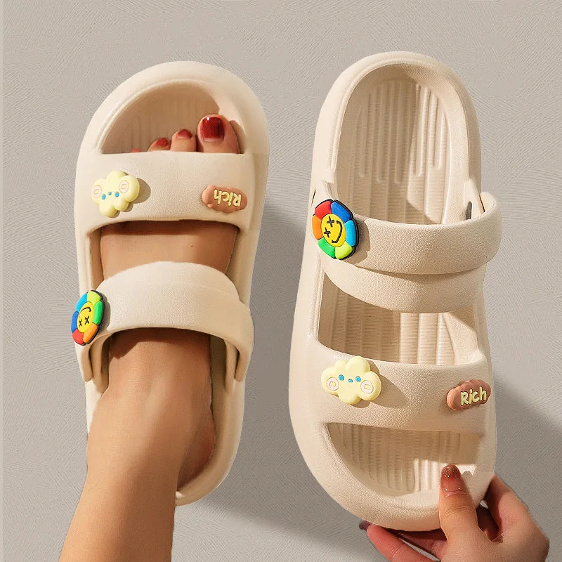O Chinelo Feminino Nuvem Flat Rich é uma opção perfeita para quem busca conforto e segurança ao caminhar. Chinelo Macio Chinelo Colorido Chinelo Moderno Chinelo Anti Derrapante Chinelos Macios Chinelo Antiqueda Chinelo de Casa Chinelo Nuvem Sandália Flat Flat Colorido Flat Antiderrapante Chinelo Flat Chinelo Feminino Antiderrapante Macio Nuvem Flat - Deluzen