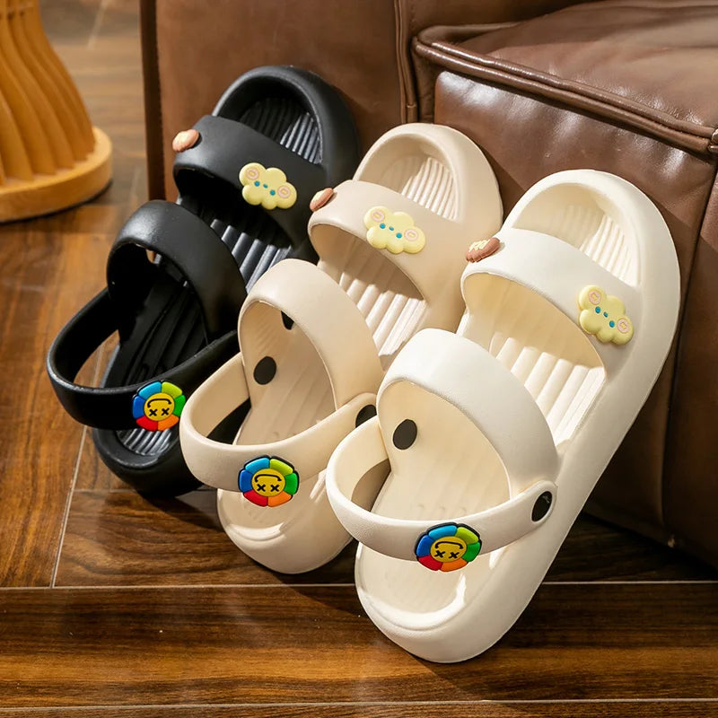 O Chinelo Feminino Nuvem Flat Rich é uma opção perfeita para quem busca conforto e segurança ao caminhar. Chinelo Macio Chinelo Colorido Chinelo Moderno Chinelo Anti Derrapante Chinelos Macios Chinelo Antiqueda Chinelo de Casa Chinelo Nuvem Sandália Flat Flat Colorido Flat Antiderrapante Chinelo Flat Chinelo Feminino Antiderrapante Macio Nuvem Flat - Deluzen