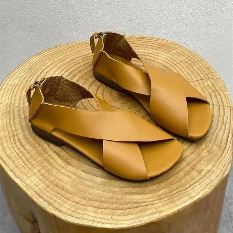 A Sandália Rasteira Romana Clássica Risso é uma escolha atemporal, clássica e elegante para mulheres que apreciam o estilo romano. Sandália Rasteira Chinelo Rasteiro Rasteira Rasteirinha Rasteira de Couro Sandália Rasteirinha Rasteiras Rasteirinha Trançada Rasteira Grega Rasteira Romana Rasteira Retro Rasteira Classica Rasteira Contemporânea Sandália Rasteira Romana Clássica em Couro Antiderrapante - Deluzen