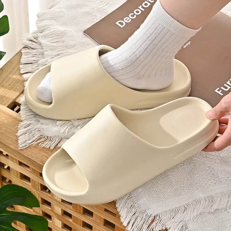 Os Chinelos Nuvem da linha S7V Slide, destinados tanto para mulheres quanto para homens, oferecem uma experiência de conforto e estilo excepcionais. Chinelos De Nuvem Chinelo Macio Chinelos Macios Chinelo Anti Derrapante Chinelo Colorido Chinelo de Casa Chinelo Moderno Chinelo Macios Chinelo Antiqueda Sandálias Macias Sandálias Femininas Chinelo Nuvem Feminino e Masculino Macios e Antiderrapantes - Deluzen