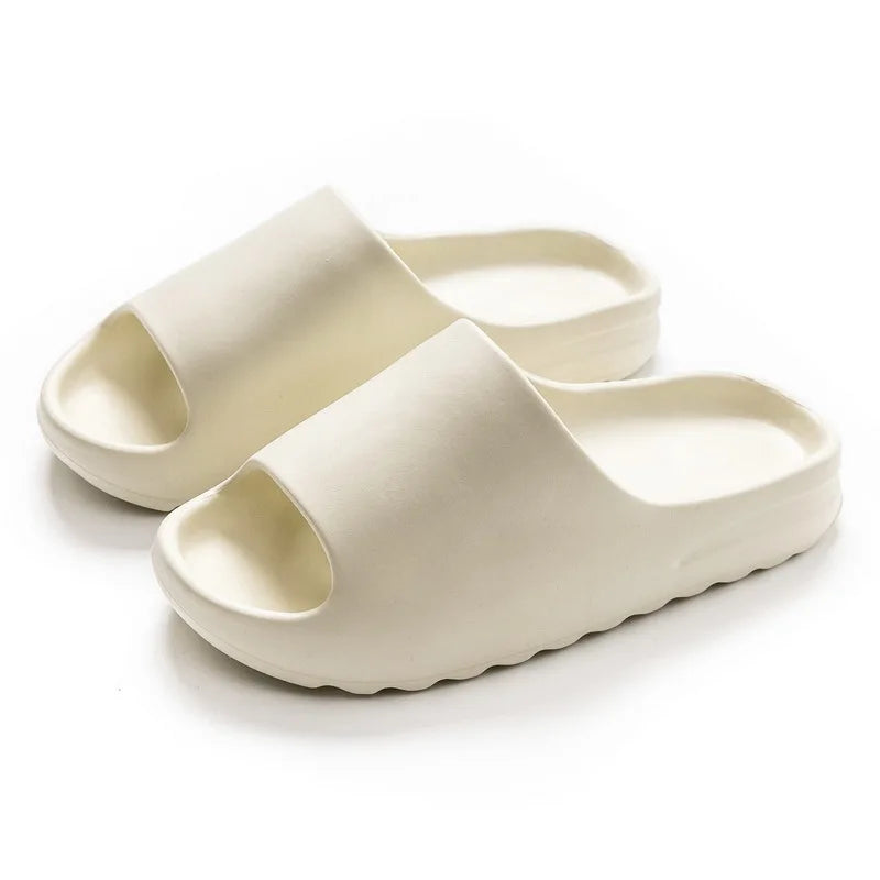 Os Chinelos Nuvem da linha S7V Slide, destinados tanto para mulheres quanto para homens, oferecem uma experiência de conforto e estilo excepcionais. Chinelos De Nuvem Chinelo Macio Chinelos Macios Chinelo Anti Derrapante Chinelo Colorido Chinelo de Casa Chinelo Moderno Chinelo Macios Chinelo Antiqueda Sandálias Macias Sandálias Femininas Chinelo Nuvem Feminino e Masculino Macios e Antiderrapantes - Deluzen