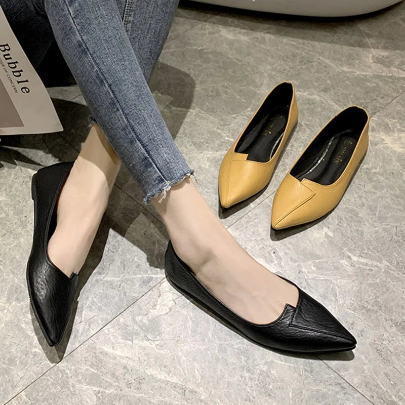A Sapatilha Feminina ZXN é uma escolha moderna, elegante e confortável para mulheres que buscam um calçado prático e estiloso. Sapatilha Mocassim  Sapatilha  Sapatilha Confortável  Sapatilha Leve  Sapatilha Ortopédica  Sapatilha Para Trabalhar  Sapatilha de Ponta  Sapatilha Flexível  Sapatilha Moderna  Sapatilha Slip On  Sapatilha Bico Fino  Sapatilha Feminina Moderna de Bico Fino Slip On Leve e Confortável - Deluzen