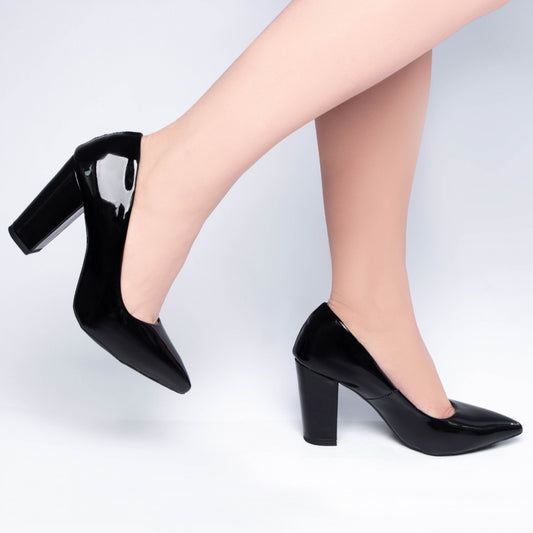 Sapato Scarpin Feminino de Verniz - Clear Torricella