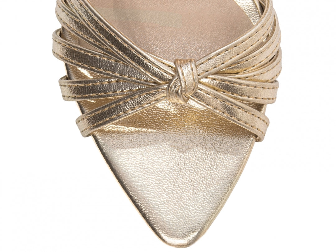 Sandália de Bico Fino com Fivela - Atlas Torricella