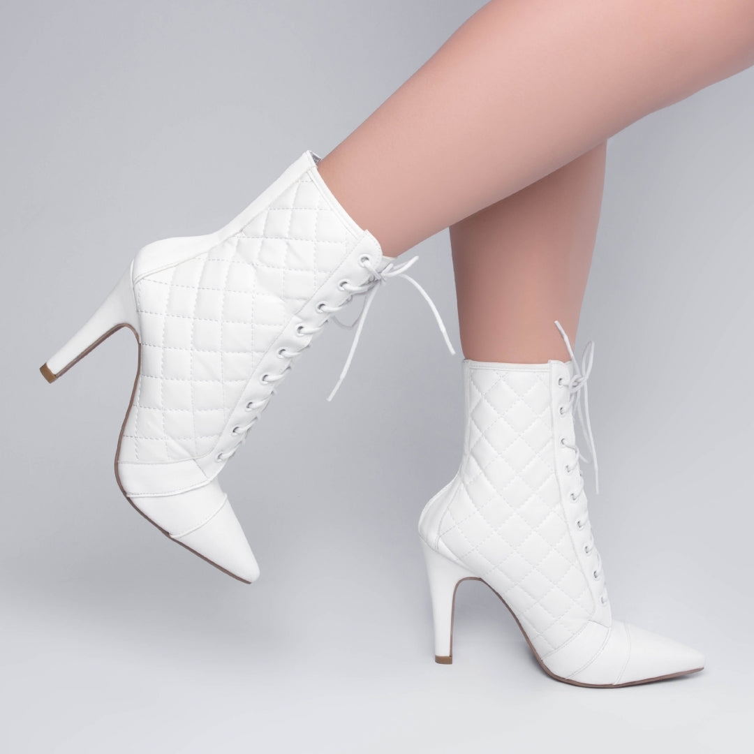 Bota Bico Fino Feminina em Costura e Cordão - Fantasy Torricella
