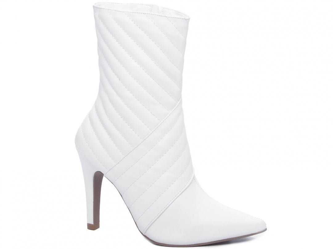 Bota Feminina Bico Fino Detalhada com Zíper - LA Torricella