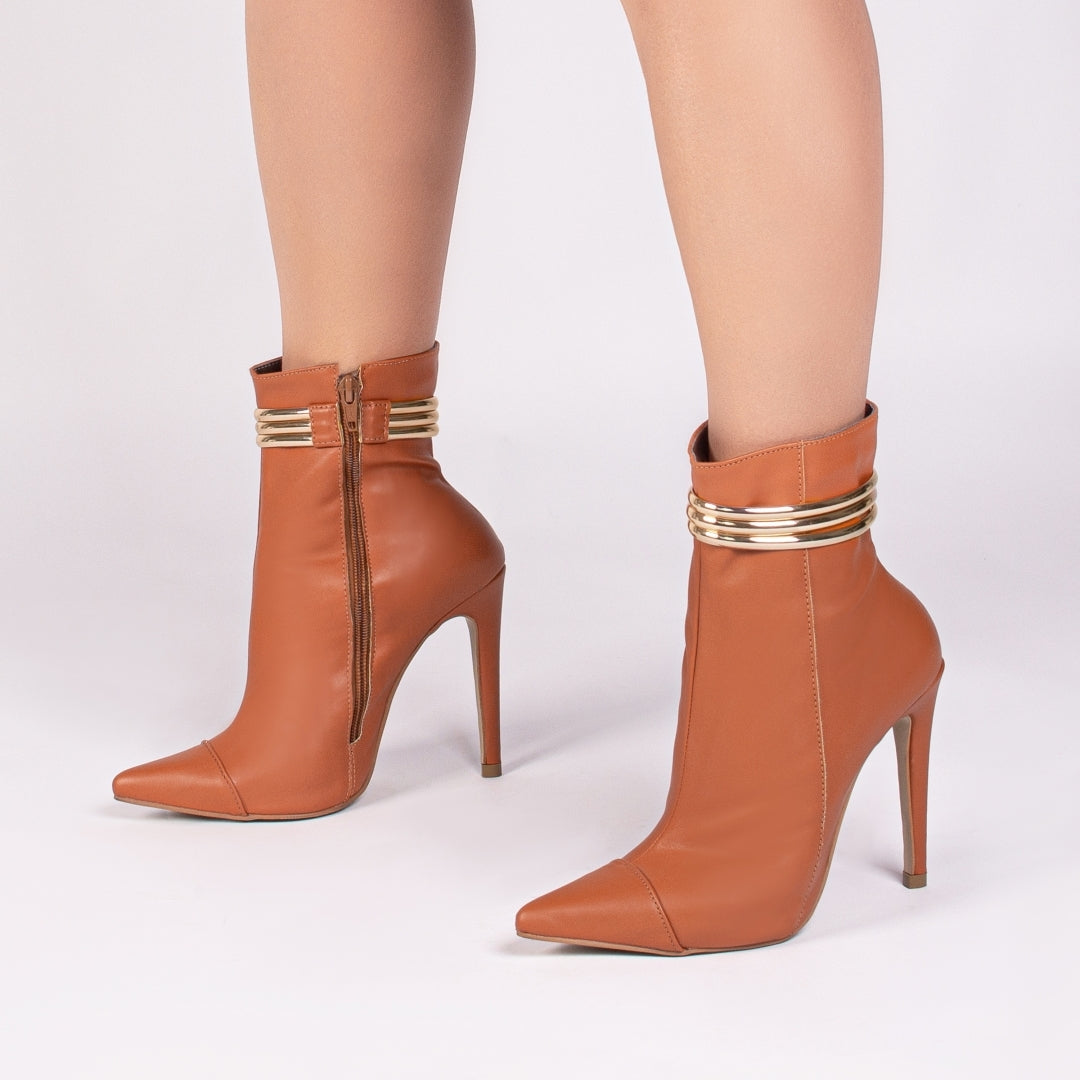 Bota Feminina Bico Fino Salto Alto Cano Curto - Raven Torricella