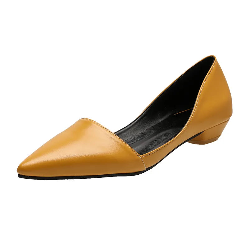 A Sapatilha Feminina Aston é uma opção moderna, elegante e confortável para mulheres que buscam praticidade e estilo. apatilha  Sapatilha Confortável  Sapatilha Leve  Sapatilha Ortopédica  Sapatilha Para Trabalhar  Sapatilha Flexível  Sapatilha de Ponta  Sapatilha Moderna  Sapatilha Slip On  Sapatilha Bico Fino  Sapatilha Fashion  Sapatilha Couro  Sapatilha Simples  Sapatilha Plus Size  Sapatilha Para Grávidas Sapatilha Feminina Bico Fino Moderna Leve e Confortável Slip On - Deluzen
