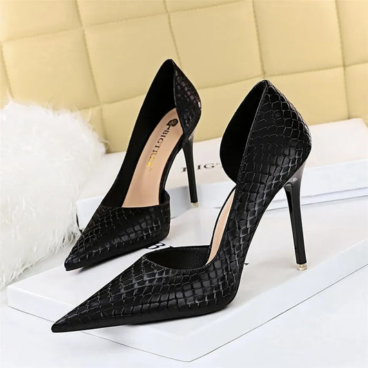 Scarpin Feminino Stiletto Salto Agulha - Razon Bigtree