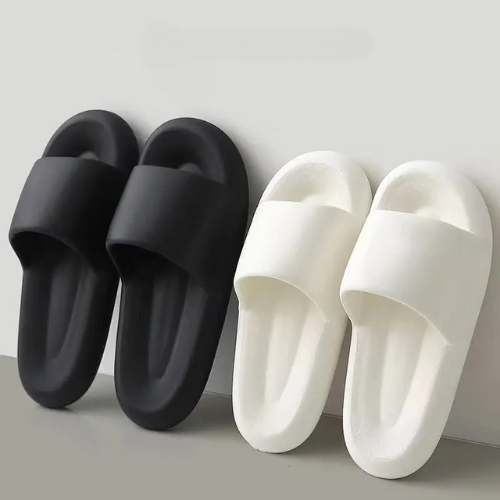 Os Chinelos Nuvem da linha Softys oferecem uma experiência de conforto excepcional para mulheres e homens. Sandálias Nuvem  Sandálias Macias  Chinelos Pantufa  Chinelos Macios  Chinelos De Nuvem  Chinelo Nuvem Verde  Chinelo Nuvem Preto  Chinelo Nuvem Laranja  Chinelo Nuvem Cáqui  Chinelo Nuvem Branco  Chinelo Nuvem  Chinelo Moderno  Chinelo Macio  Chinelo Antiqueda  Chinelo Anti Derrapante  Chinelo Nuvem Feminino e Masculino Macios e Antiderrapantes - Deluzen
