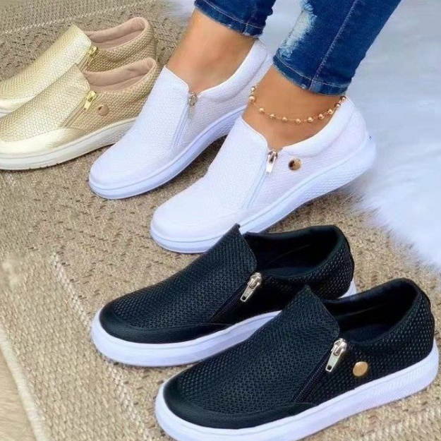 O Tênis Slide Feminino Ortopédico da marca Springer oferece uma fusão única de moda e conforto para mulheres.  Sapatênis  Sapato Moderno  Sapato Feminino  Sapato Elegante  Sapatilha Ortopédica  Sapatilha Couro  Sapatilha Confortável  Sapatilha  Tênis  Tênis Moderno  Tênis Slide  Slide  Sapato Slide Tênis Slide Feminino Ortopédico com Zíper - Deluzen
